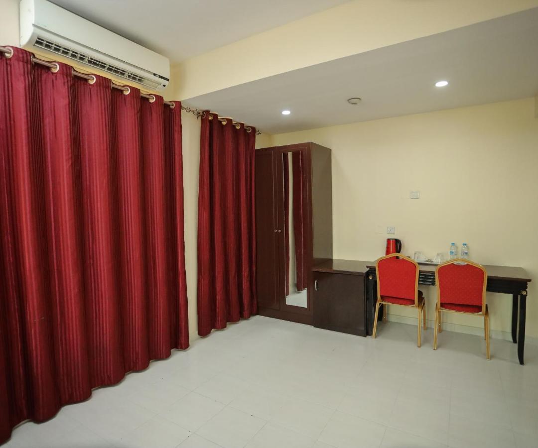 Al Sharq Hotel - Baithans Sharjah Esterno foto