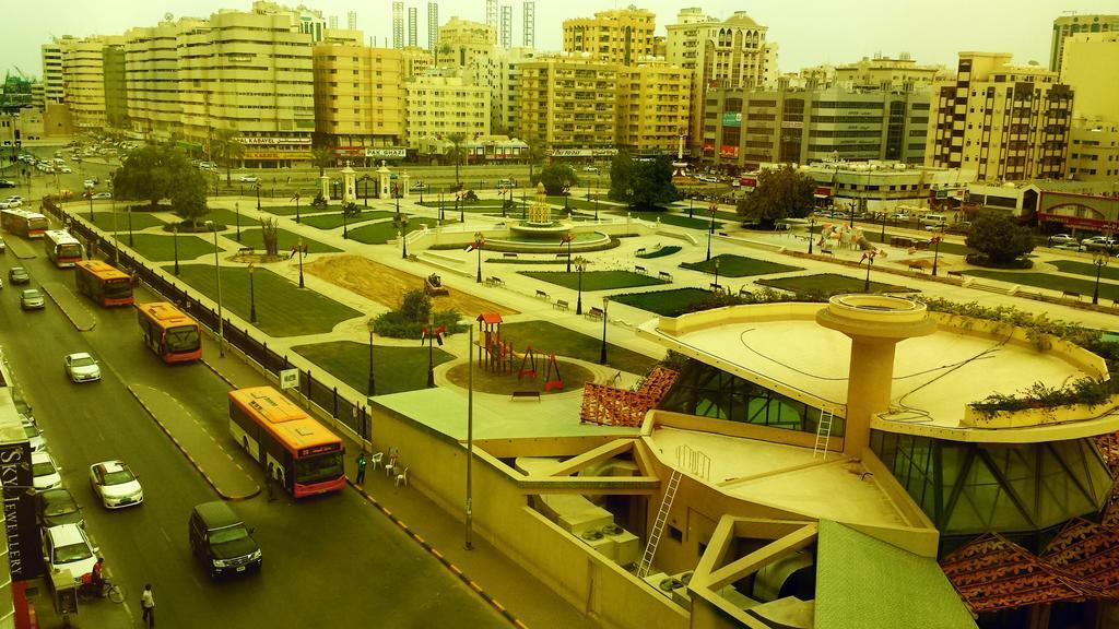 Al Sharq Hotel - Baithans Sharjah Esterno foto