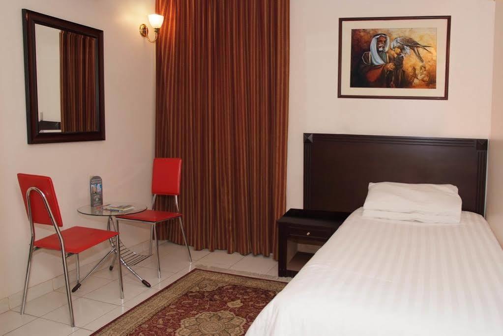 Al Sharq Hotel - Baithans Sharjah Esterno foto